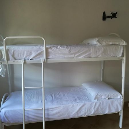 Agriturismo Donnolu Tertenìa Habitación foto