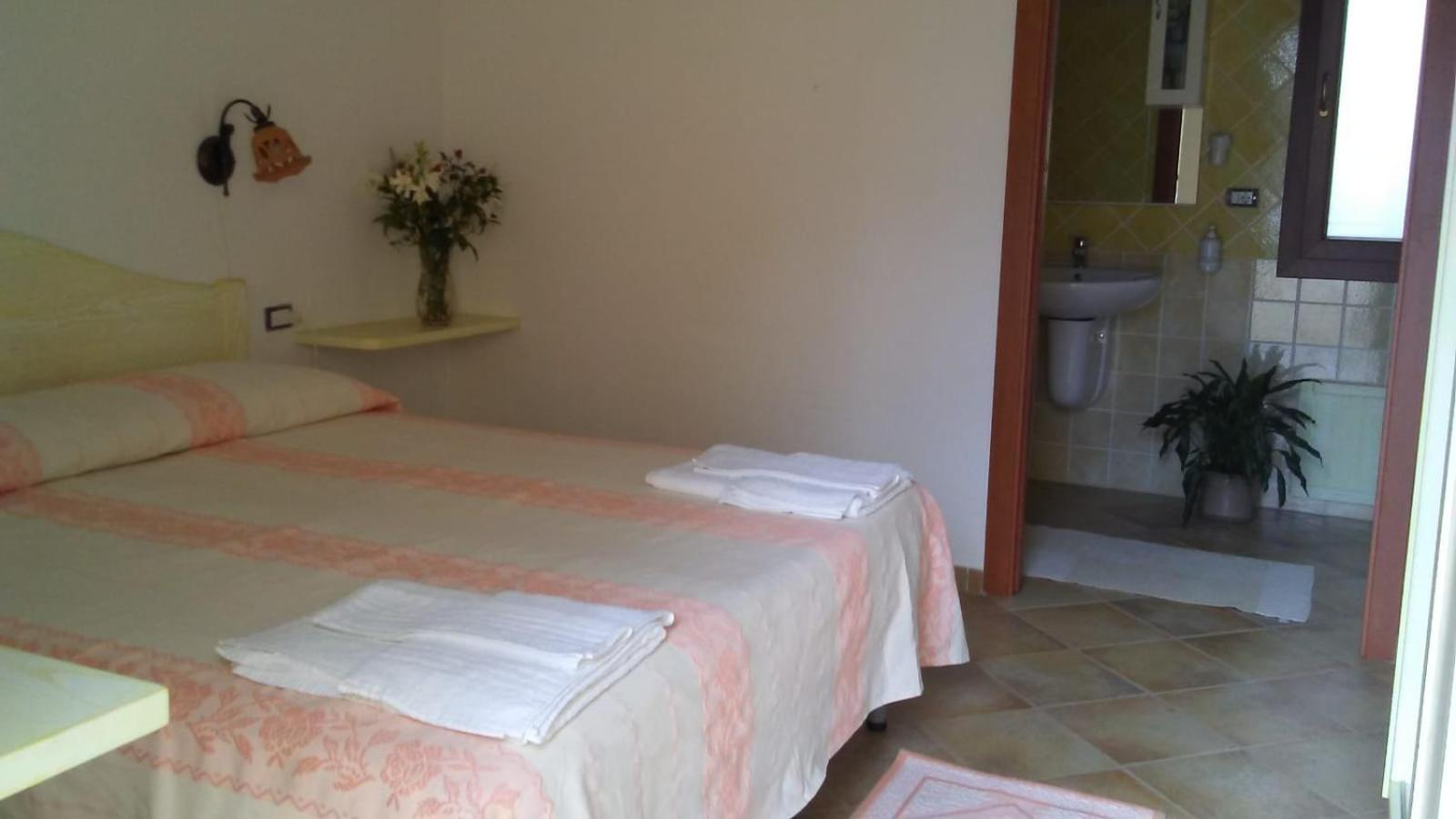 Agriturismo Donnolu Tertenìa Habitación foto
