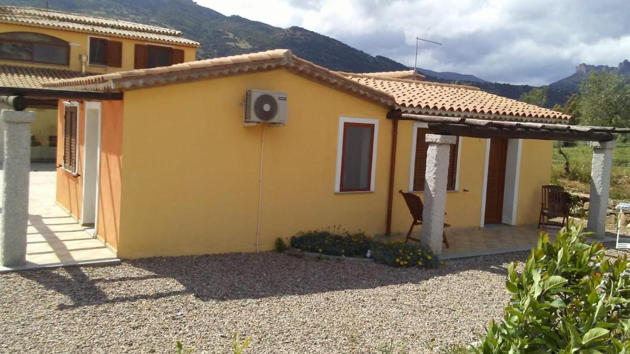 Agriturismo Donnolu Tertenìa Exterior foto